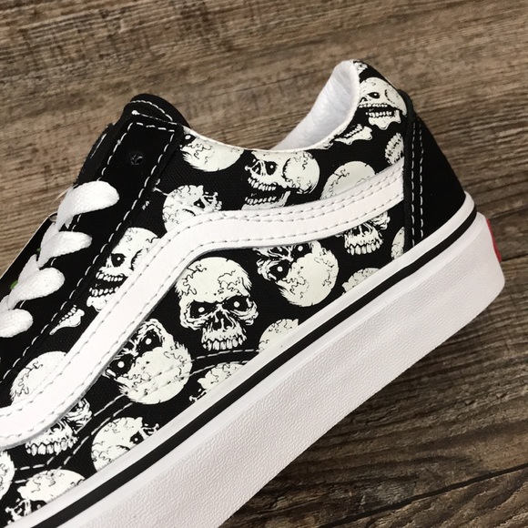 VANS OLD SKOOL BRAND BRAND NEW - Picture 6 of 15